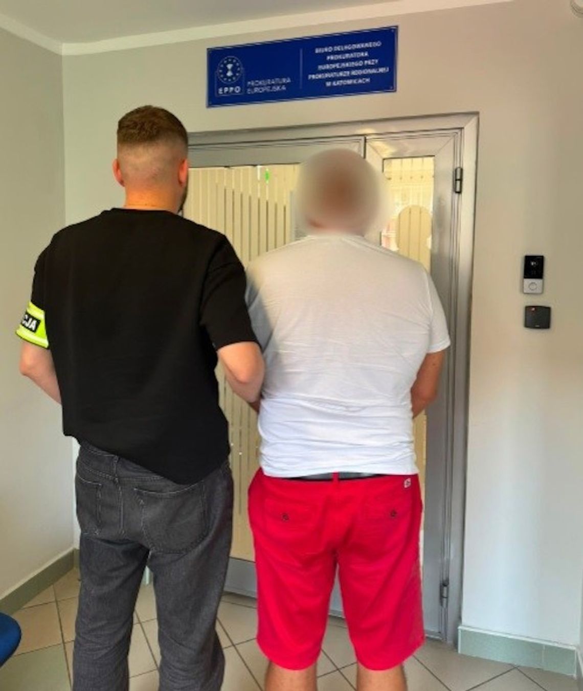 Obiecywali fundusze na remonty, wyłudzili ponad 3 miliony złotych. Oszukali kilkadziesiąt osób