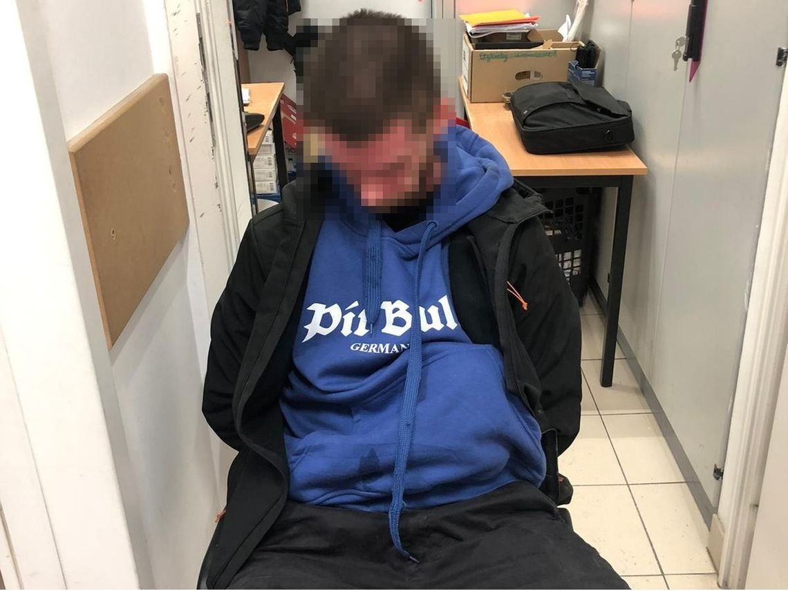 Objazdowy złodziej grasował tylko w jednej sieci sklepów. Policjanci zatrzymali 37-latka