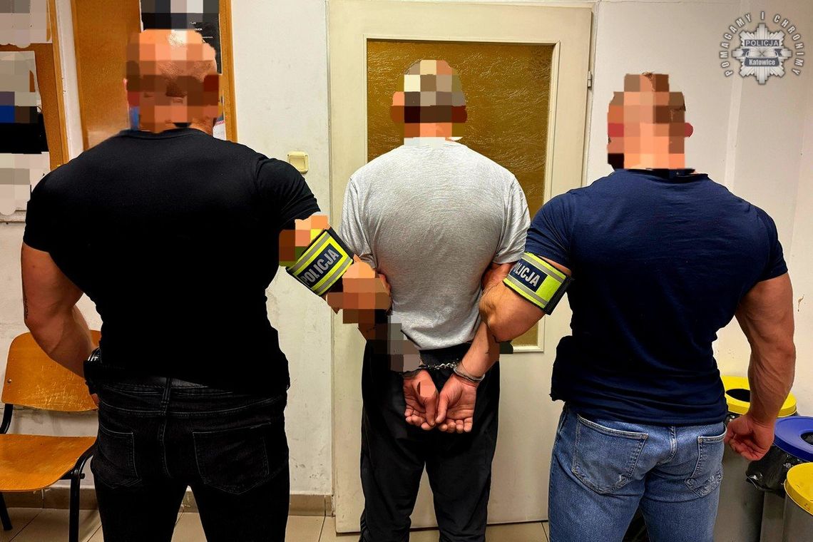 Obserwował mężczyznę w lombardzie, a gdy wyszedł, zagroził 21-latkowi nożem i ukradł mu pieniądze