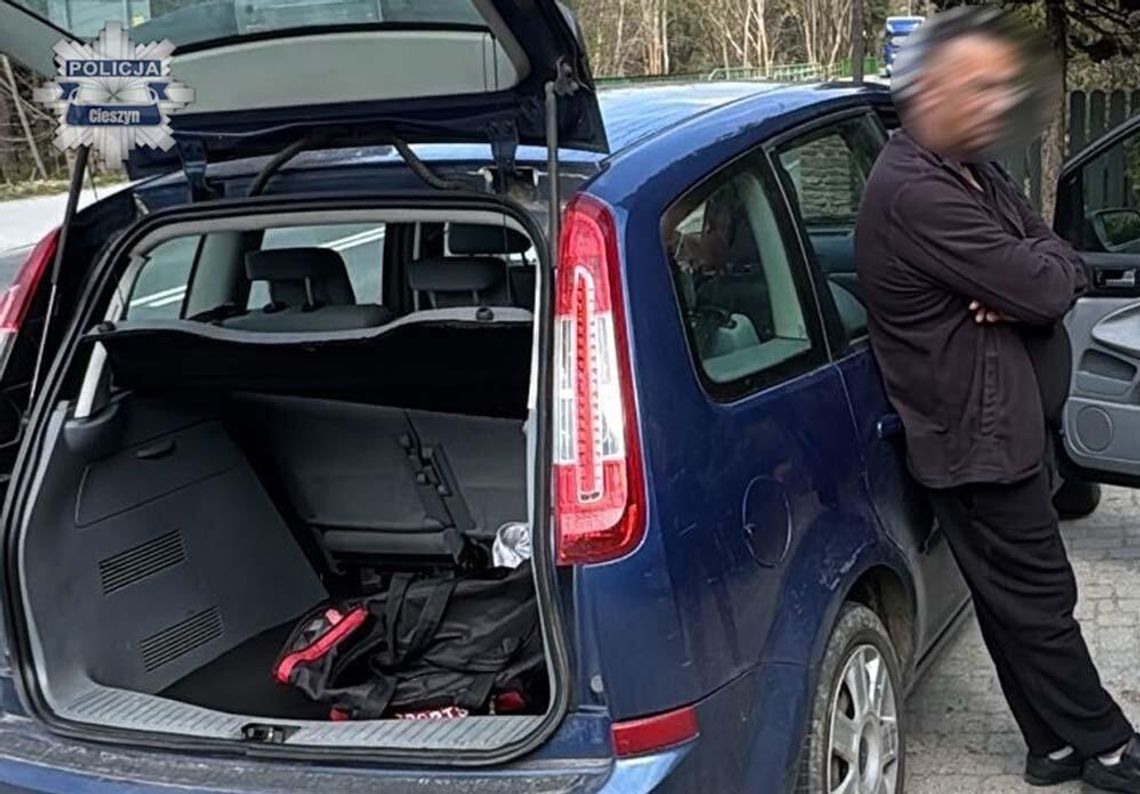 Obwoźny sprzedawca garnków wyrwał mu pieniądze z ręki i uciekł. Złodzieja dorwali dzielnicowi