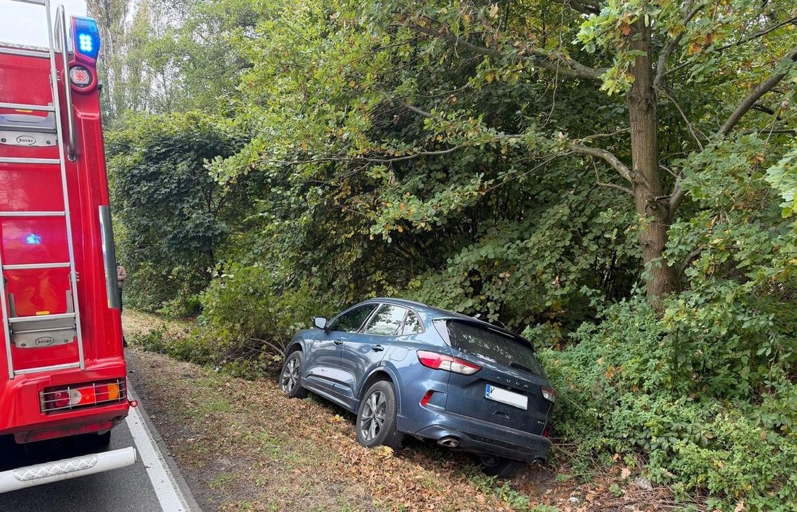 Oddał krew i ruszył w drogę. Mężczyzna zasłabł za kierownicą. Auto wpadło do rowu