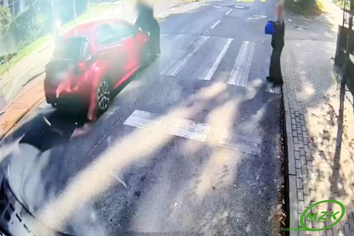 Ominął autobus i potrącił dziewczynę na przejściu dla pieszych. Kierowca Toyoty ukarany Ominął autobus i potrącił dziewczynę na przejściu dla pieszych. Kierowca Toyoty ukarany