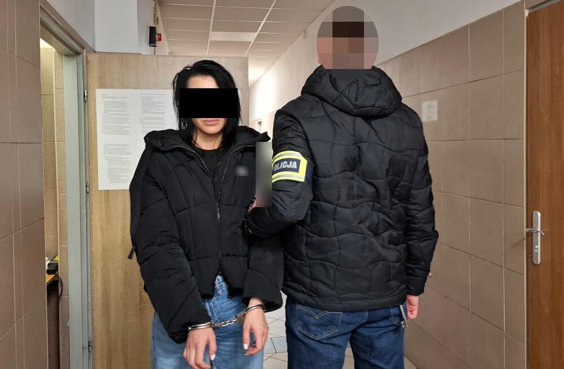 Oszuści z Ukrainy nerwowo wypłacali pieniądze. Policjanci znaleźli przy nich 30 tysięcy złotych Oszuści z Ukrainy nerwowo wypłacali pieniądze. Policjanci znaleźli przy nich 30 tysięcy złotych