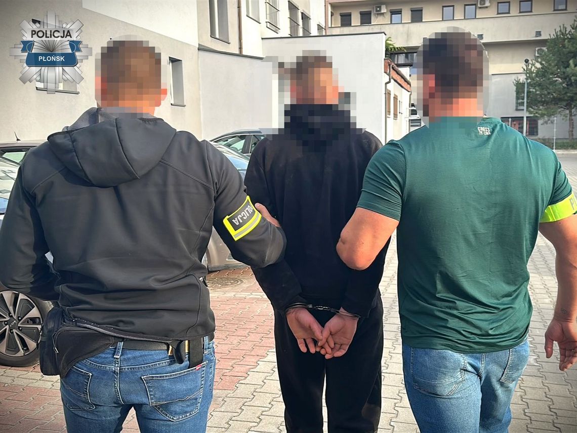 Pędził 178 km/h i uciekał policji jadąc pod prąd. Pościg zakończył się dachowaniem Pędził 178 km/h i uciekał policji jadąc pod prąd. Pościg zakończył się dachowaniem