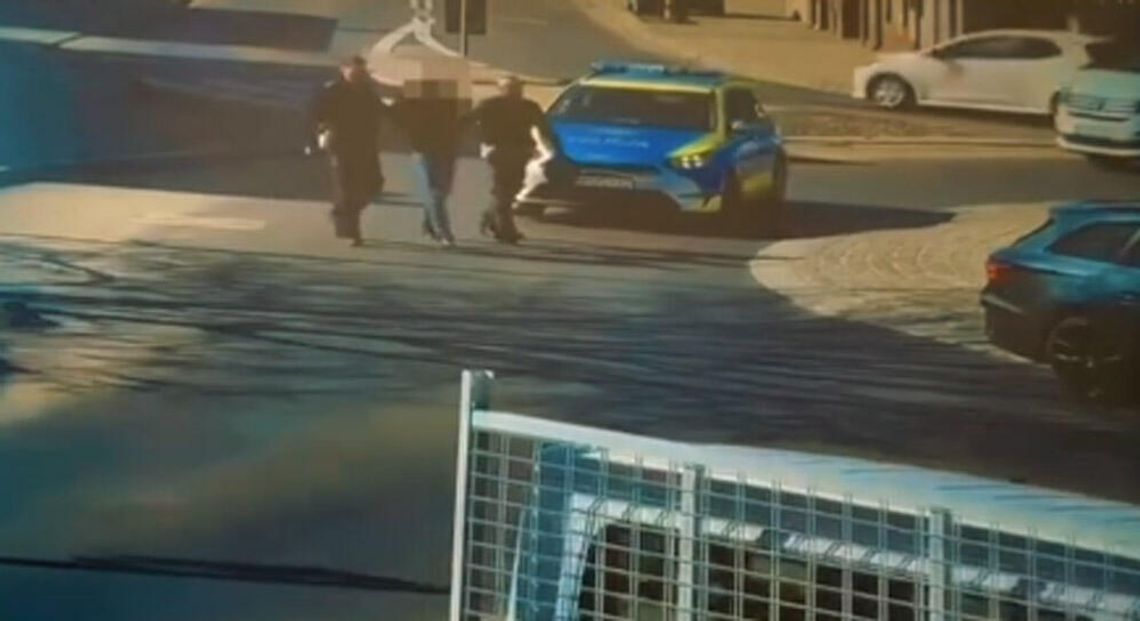 Pędził 184 kilometry na godzinę i nie zatrzymał się do kontroli. Motocyklista złapany przez Grupę Speed Pędził 184 kilometry na godzinę i nie zatrzymał się do kontroli. Motocyklista złapany przez Grupę Speed