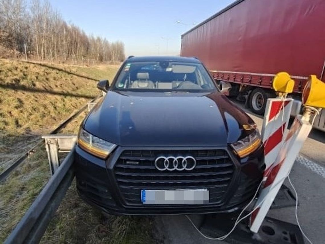 Pędził skradzionym Audi 240 km/h. Straż Graniczna przerwała brawurową ucieczkę 23-latka