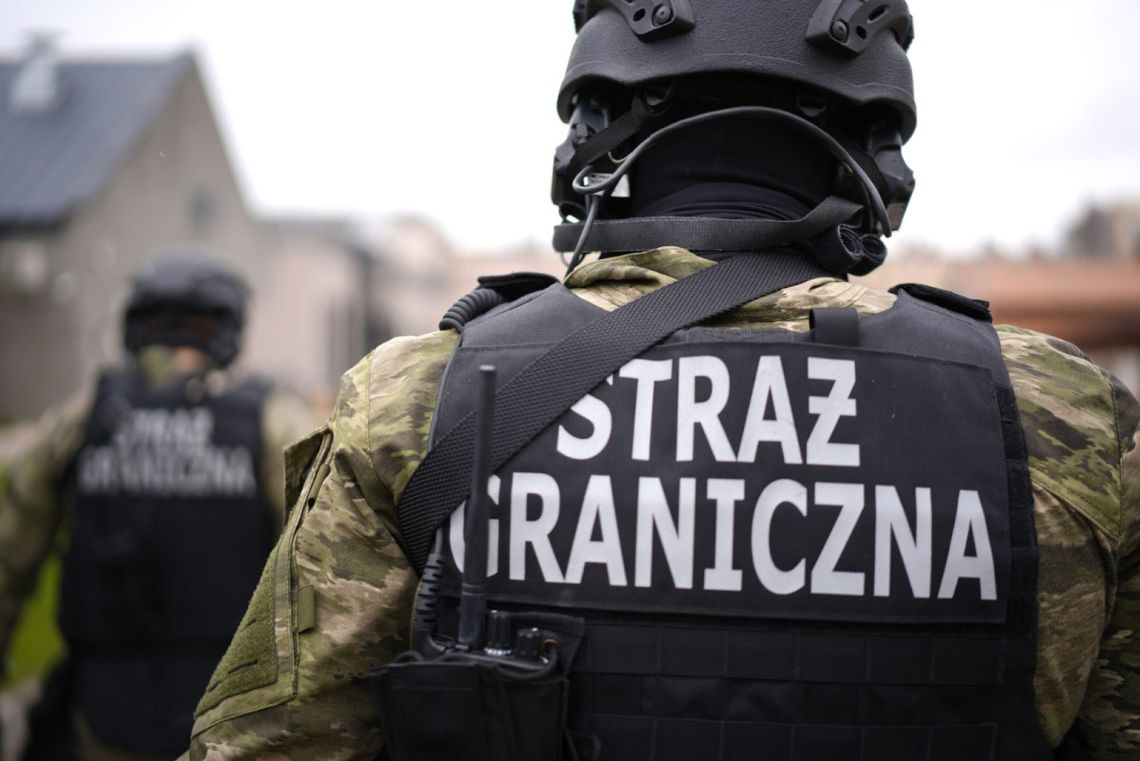 Pijany kapitan za sterem 90-metrowego kontenerowca. Straż Graniczna wstrzymała wypłynięcie statku Pijany kapitan za sterem 90-metrowego kontenerowca. Straż Graniczna wstrzymała wypłynięcie statku