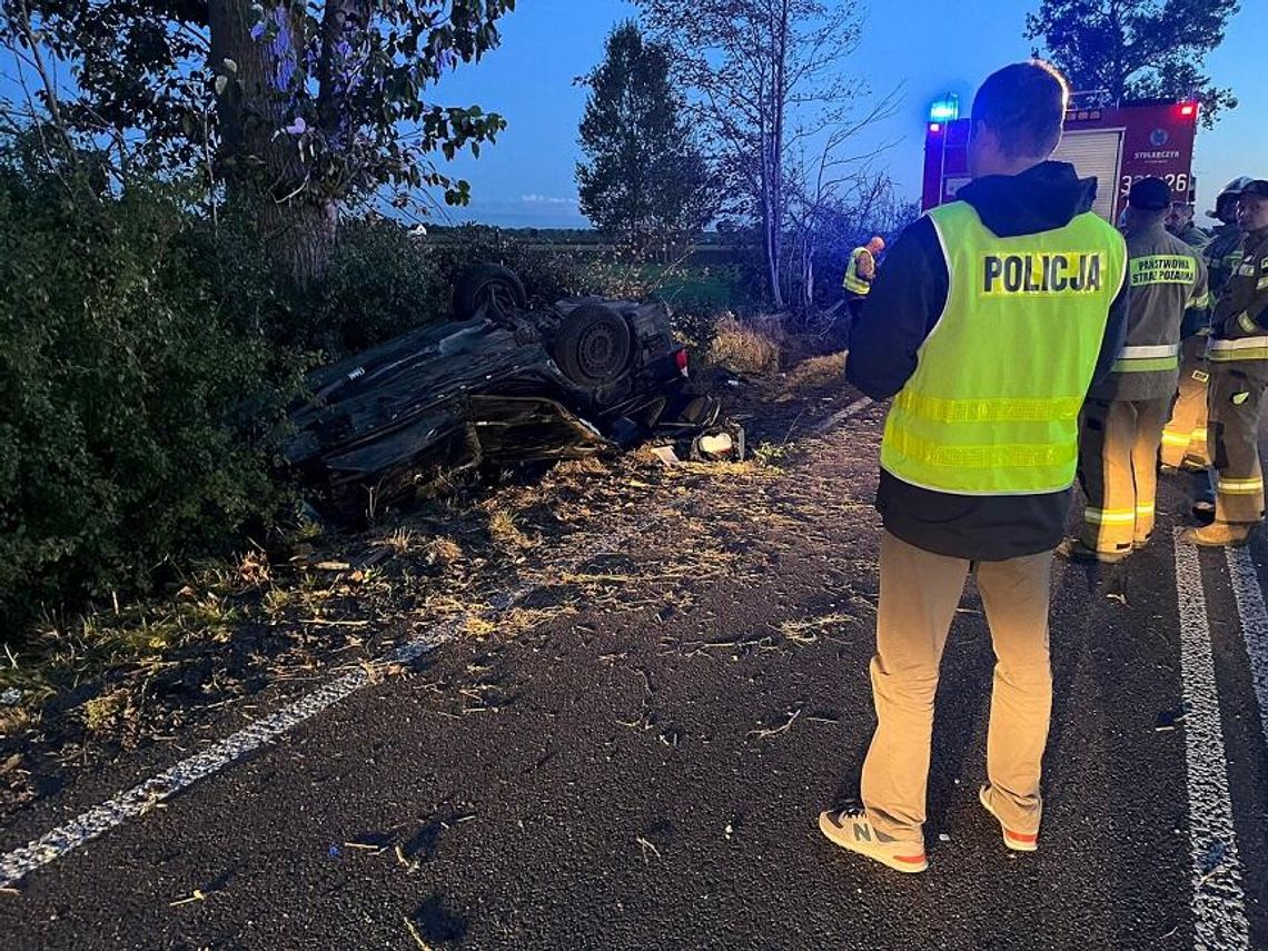 Pijany kierowca dachował BMW. W wypadku zginął pasażer auta, pasażerka została ranna