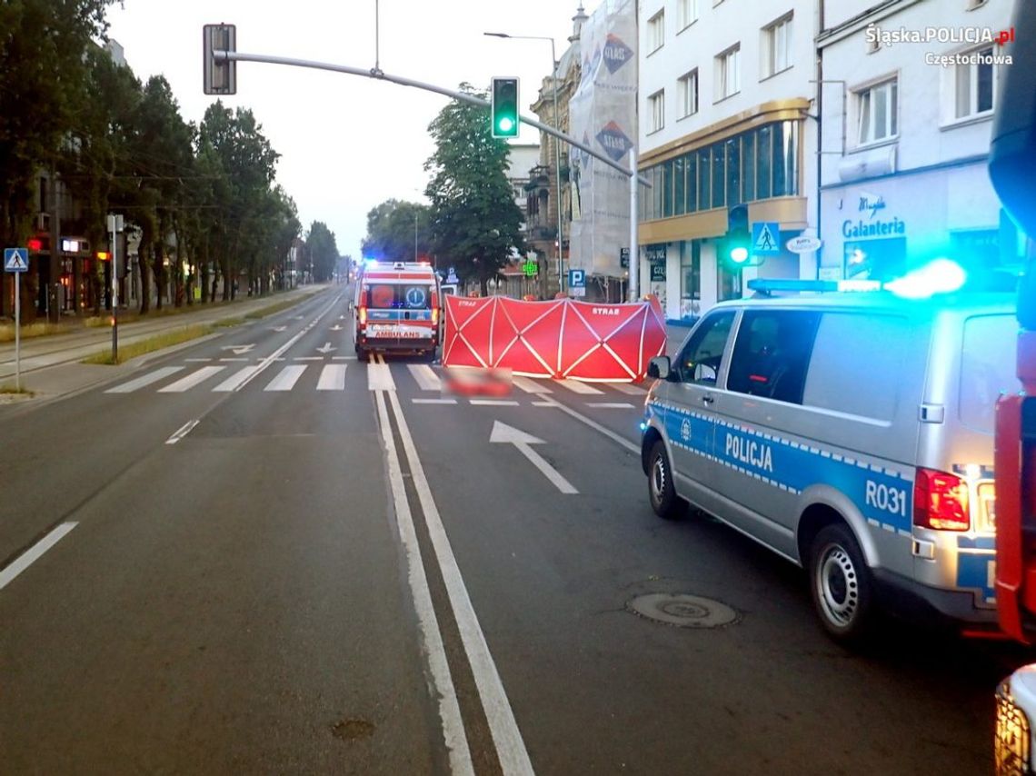 Pijany kierowca dostawczaka przejechał faceta leżącego na pasach. Policja szuka świadków