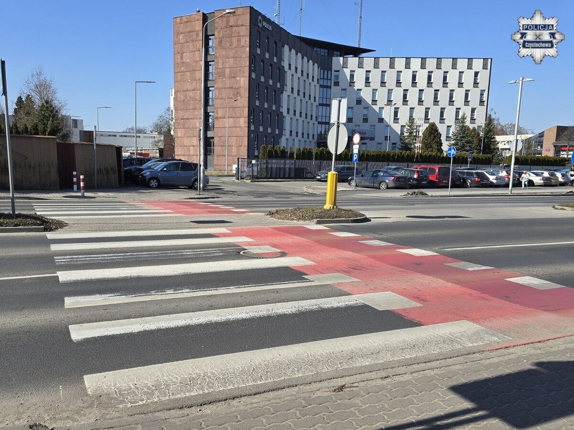 Pijany kierowca prawie potrącił policjanta na przejściu dla pieszych. Właśnie szedł do pracy