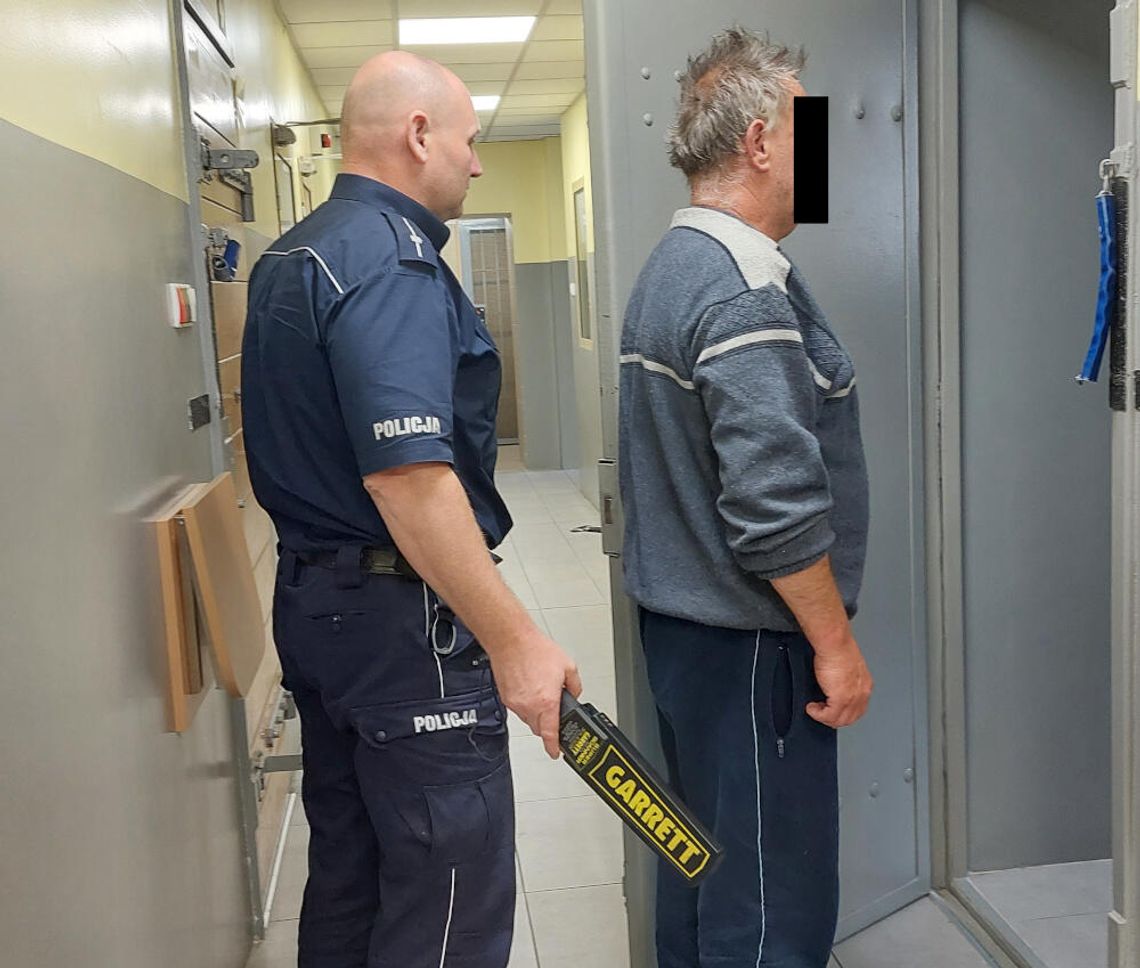 Pijany kierowca zatrzymany dwukrotnie w jednym tygodniu. Na koncie ma 10 zakazów jazdy