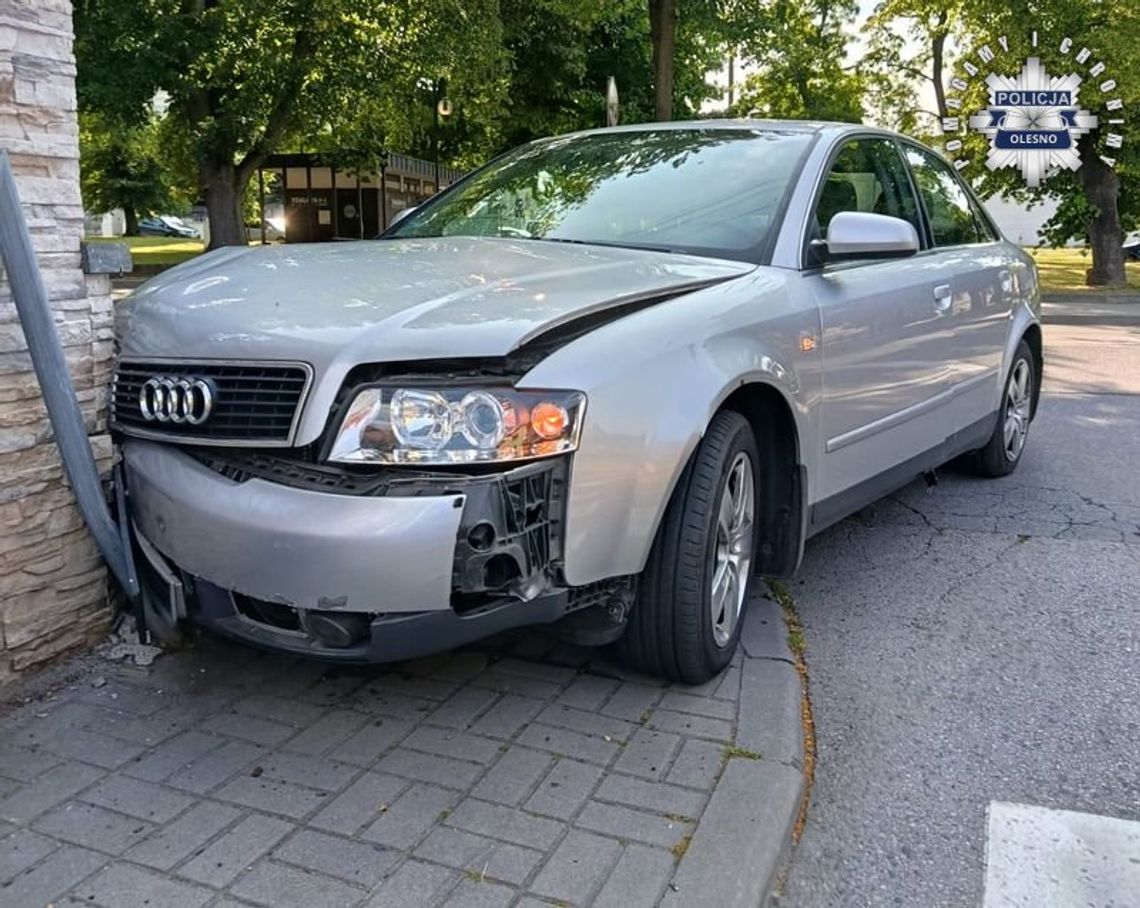 Pijany mechanik chciał pojeździć autem, które miał naprawić. Rozbił audi należące do klientki