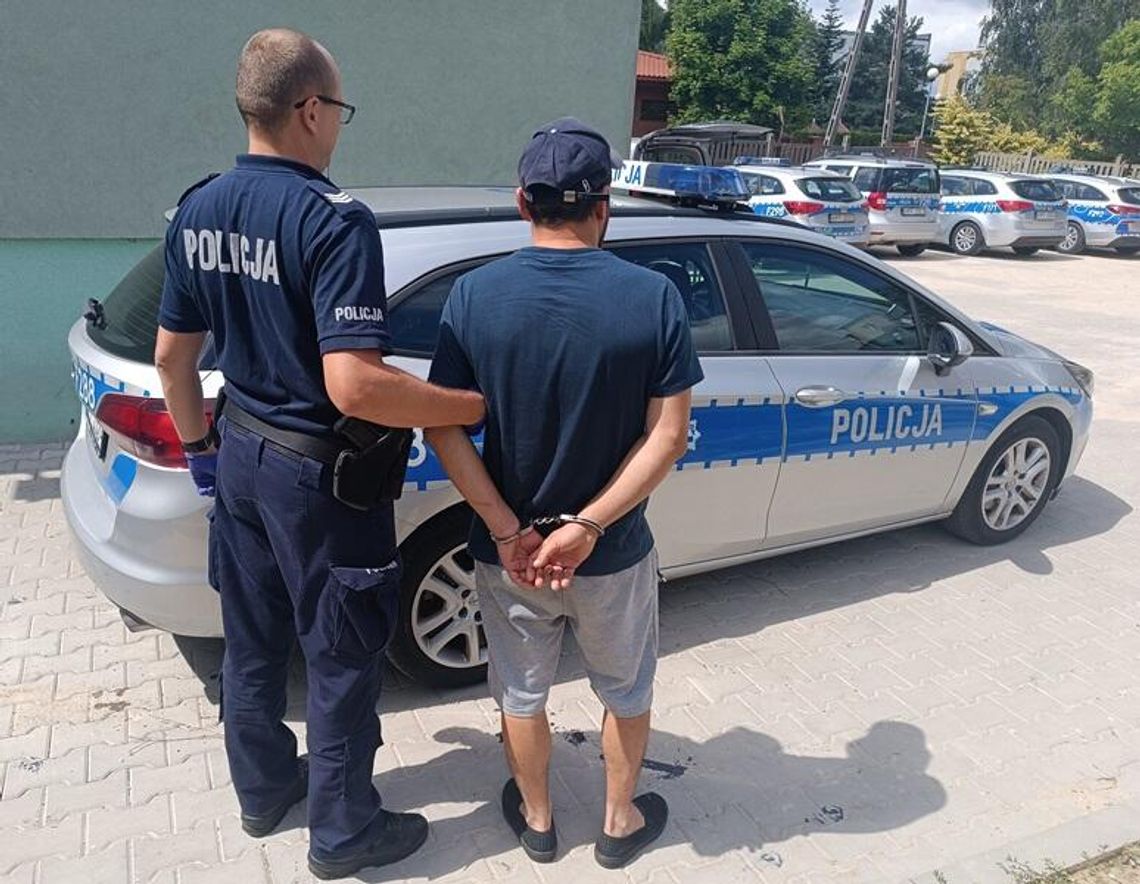 Pijany rowerzysta jechał autostradą A2. Po zatrzymaniu zostanie deportowany z Polski Pijany rowerzysta jechał autostradą A2. Po zatrzymaniu zostanie deportowany z Polski