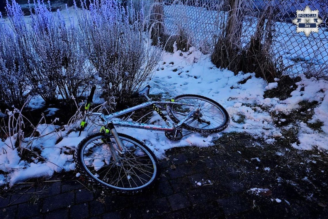 Pijany rowerzysta próbował uciec policji. Uzbierał mandaty na ponad 10 tysięcy złotych Pijany rowerzysta próbował uciec policji. Uzbierał mandaty na ponad 10 tysięcy złotych