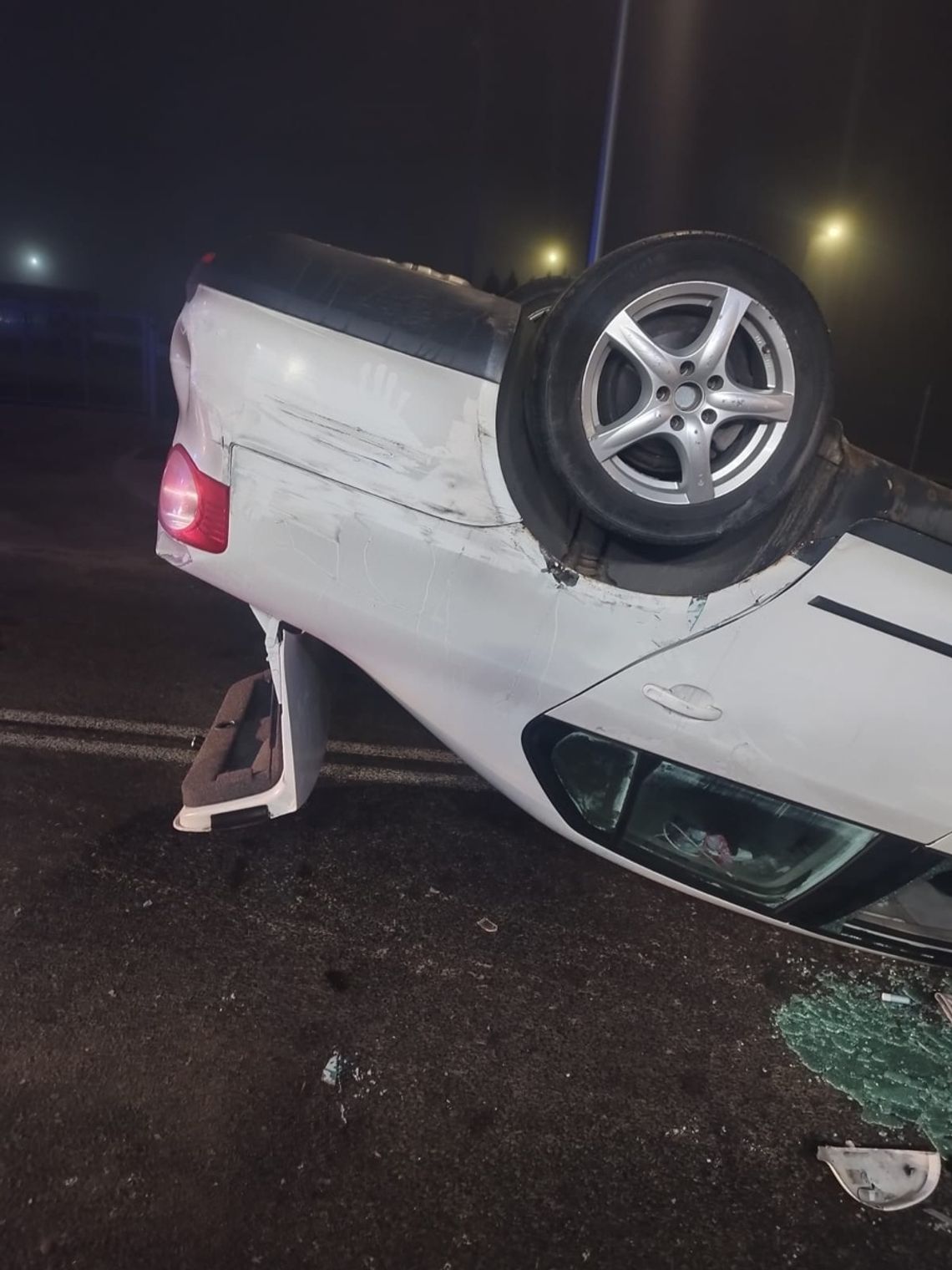 Pijany Ukrainiec celowo doprowadził do dachowania. 20-latek zostanie wydalony z Polski