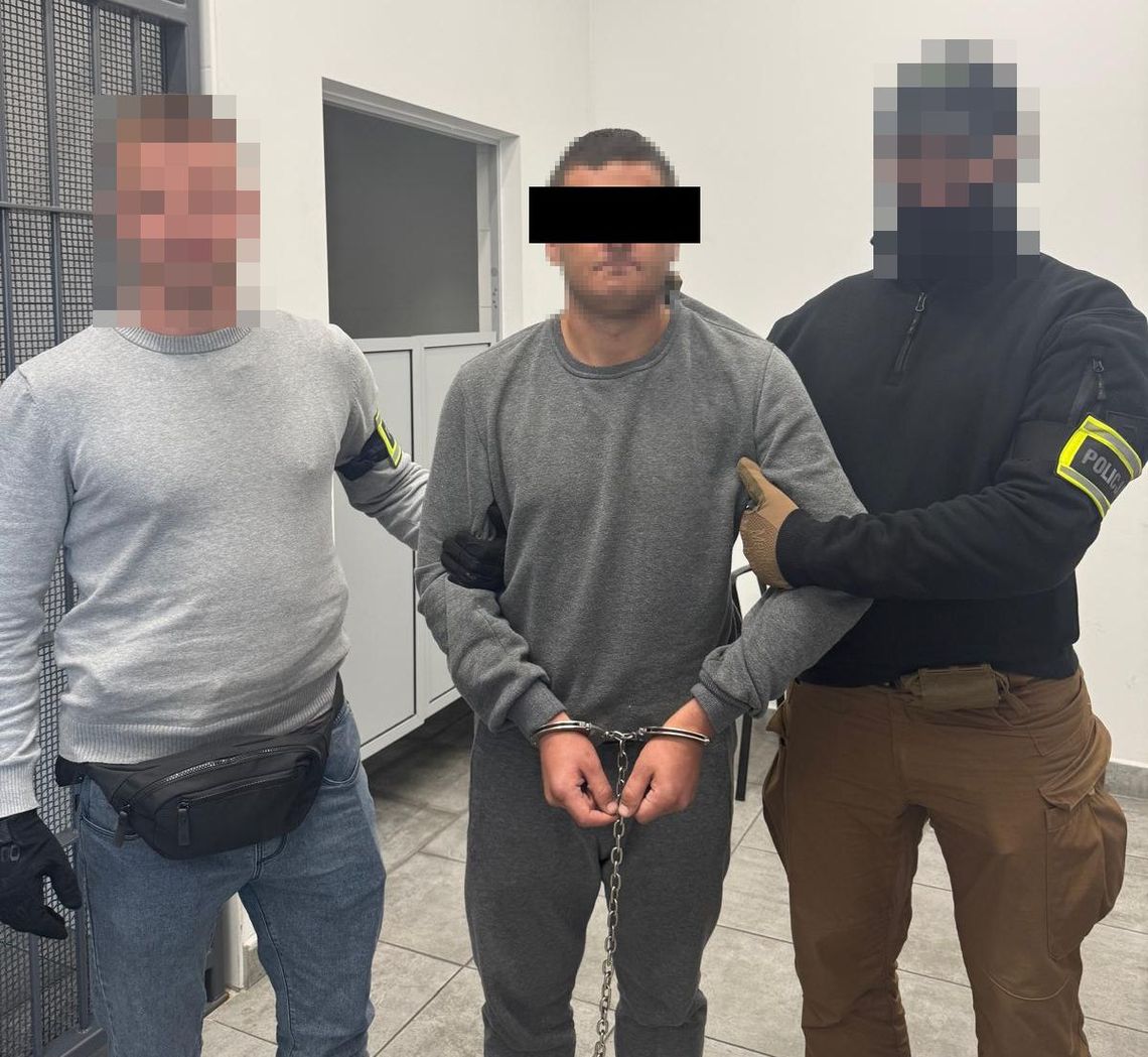 Pijany Ukrainiec zaatakował ratowników w karetce. Zostanie deportowany z Polski Pijany Ukrainiec zaatakował ratowników w karetce. Zostanie deportowany z Polski