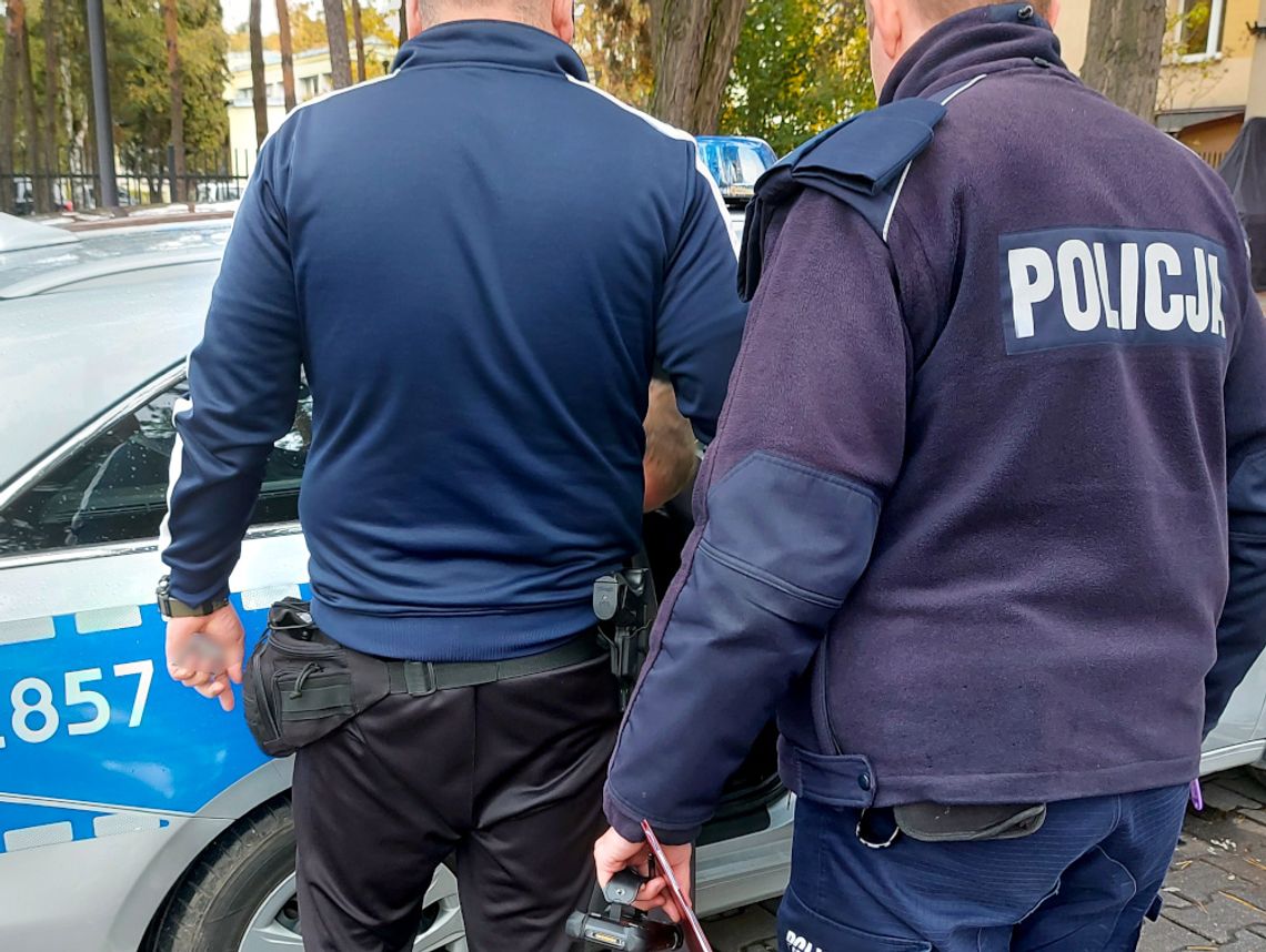 Pijany z dożywotnim zakazem chciał przechytrzyć policjantów. Podał im dane swojego syna