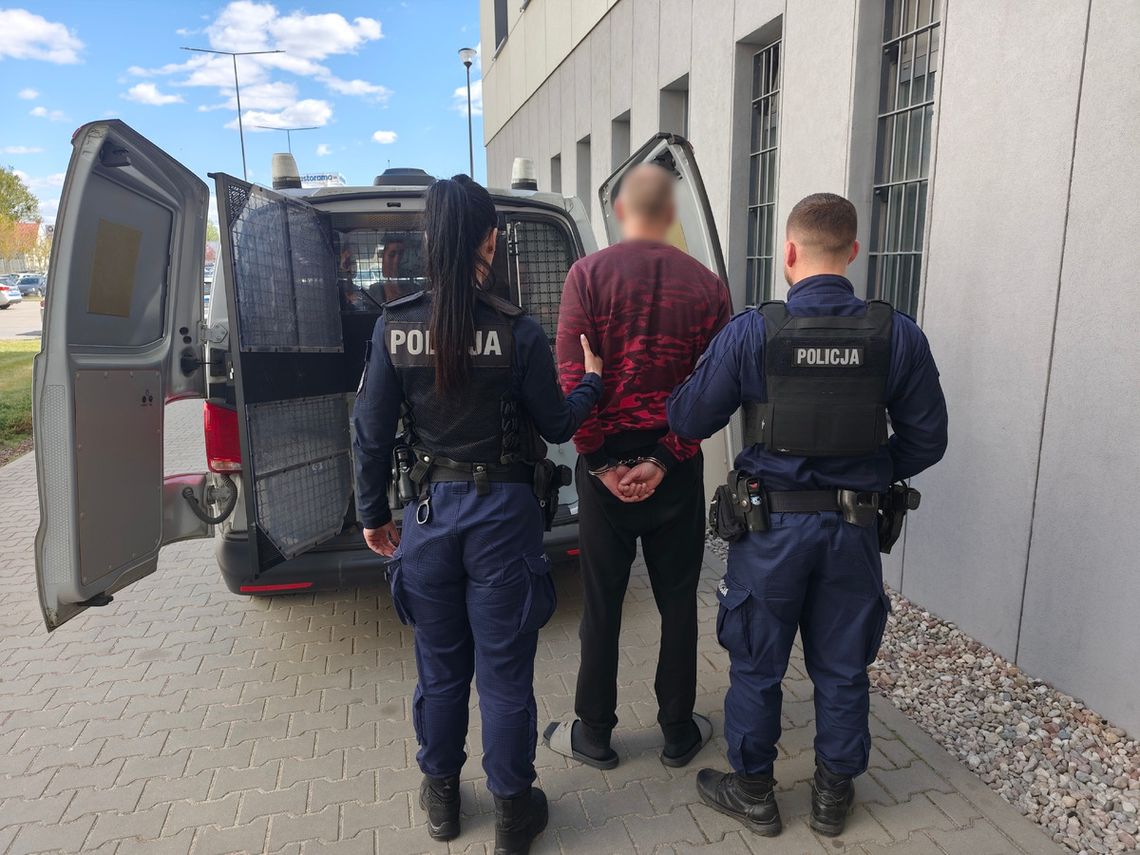 Po amfetaminie wyszedł na balkon i strzelał z gazówki. Wcześniej szydził z policjantów