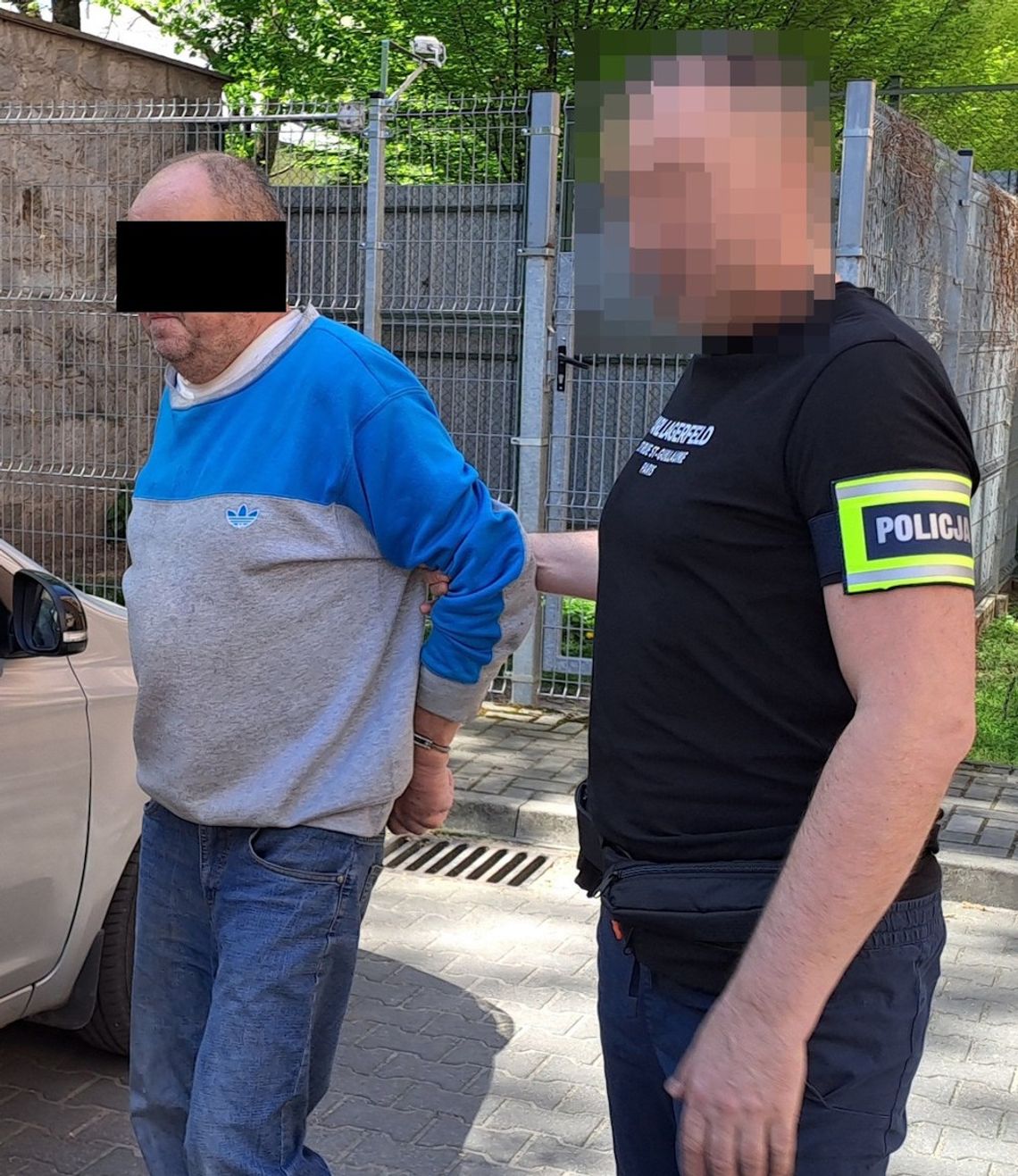 Po minięciu zjazdu wrzucił wsteczny i doprowadził do kolizji. Jechał pijany i na dożywotnim zakazie Po minięciu zjazdu wrzucił wsteczny i doprowadził do kolizji. Jechał pijany i na dożywotnim zakazie