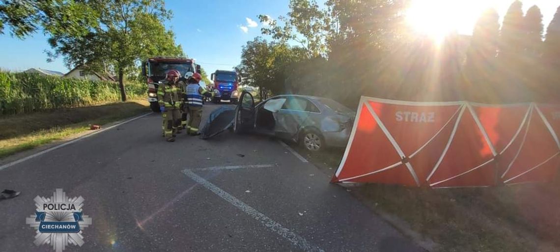 Po zderzeniu dwóch audi jeden z samochodów dachował. Zginęła kierująca, dwie osoby są ranne. ZDJĘCIA