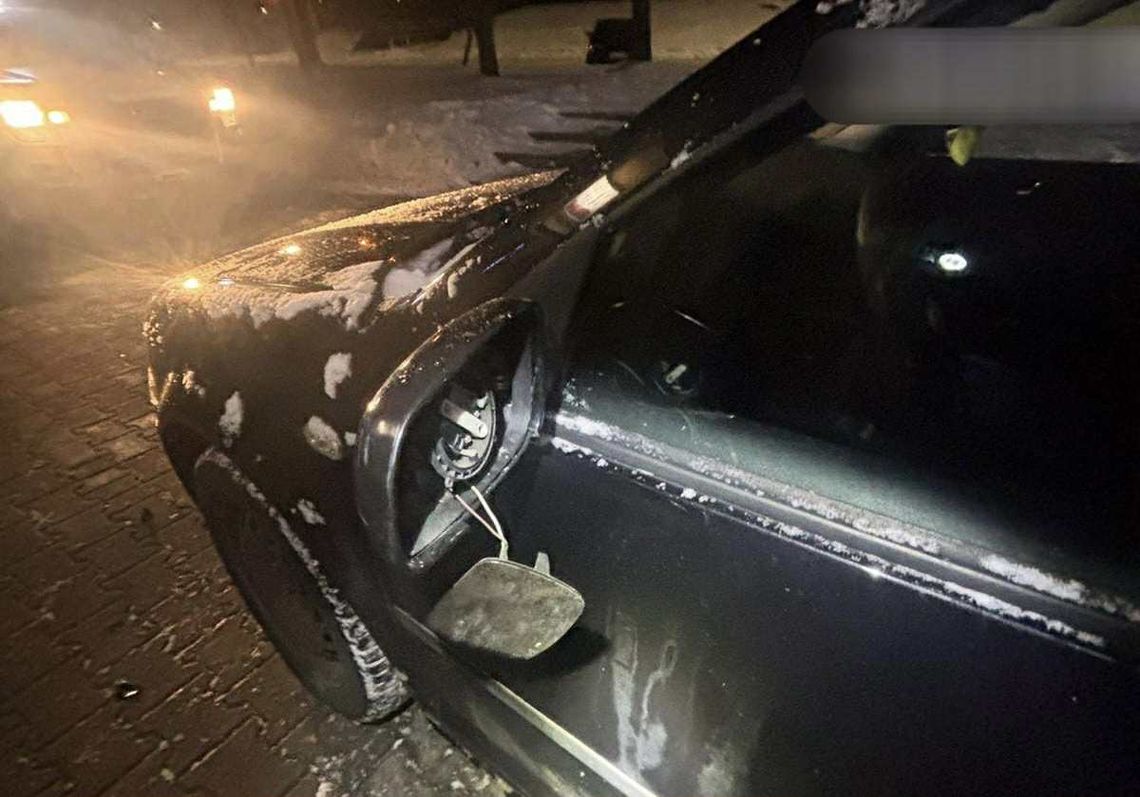 Pobił go i jeszcze zdemolował Golfa. Agresywny 29-latek miał przy sobie marihuanę