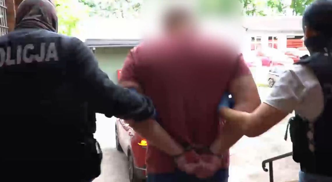 Podczas bójki zrzucił mężczyznę z mostu do rzeki. 37-latek odpowie za usiłowanie zabójstwa