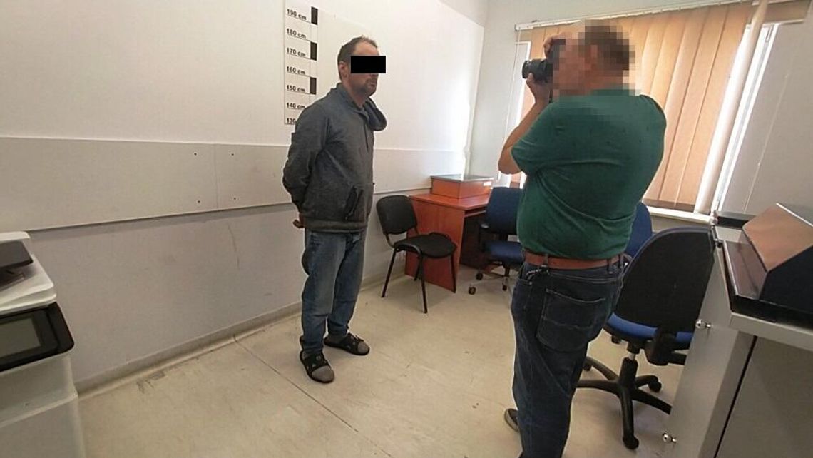 Podpalacz-recydywista podpalił zabytkową kamienicę. Wcześniej groził mieszkańcom innego budynku Podpalacz-recydywista podpalił zabytkową kamienicę. Wcześniej groził mieszkańcom innego budynku