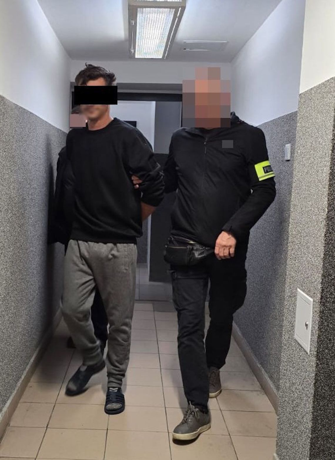 Podpalenia, zniszczenia i kradzież samochodu. 37-latek zatrzymany na gorącym uczynku Podpalenia, zniszczenia i kradzież samochodu. 37-latek zatrzymany na gorącym uczynku