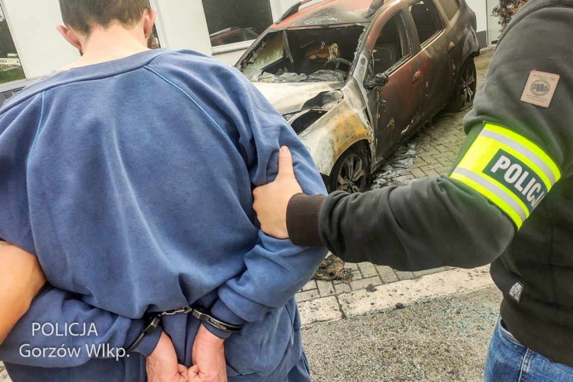 Podpalił auto za prawie 200 tysięcy i prowadził w sieci transmisję na żywo