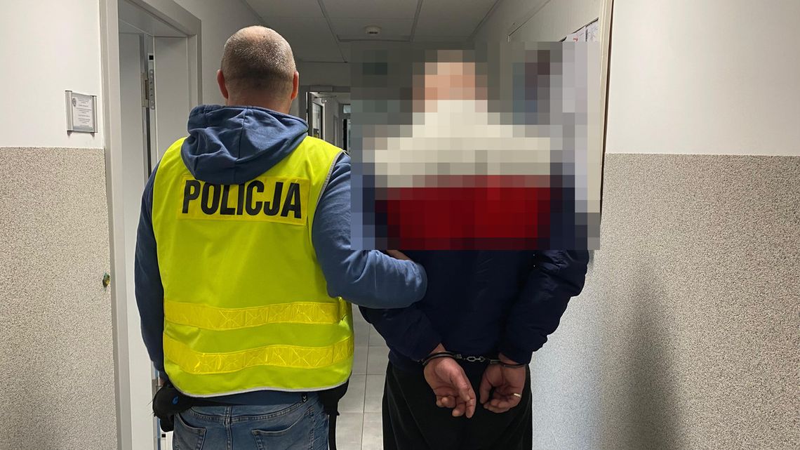 Podstępna para namówiła nieznajomego na wspólne picie. Potem go okradli Podstępna para namówiła nieznajomego na wspólne picie. Potem go okradli