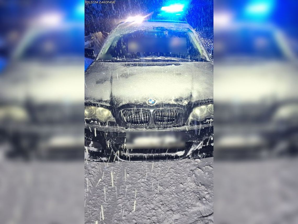 Policjanci przerwali zabawę młodych drifterów. Kierowcy dostali po tysiąc złotych mandatu