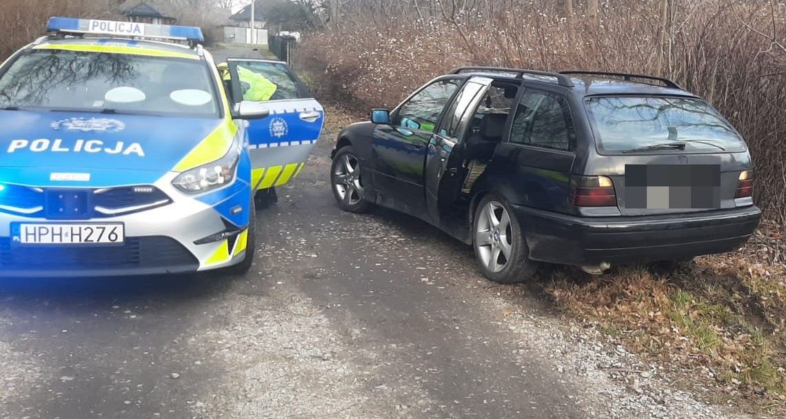 Policjanci ścigali BMW z pękniętą szybą. Kierowca był pijany i bez prawa jazdy