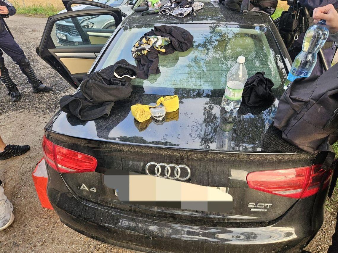 Policjanci udaremnili ustawkę pseudokibiców. 40 mężczyzn było gotowych do stoczenia walki Policjanci udaremnili ustawkę pseudokibiców. 40 mężczyzn było gotowych do stoczenia walki