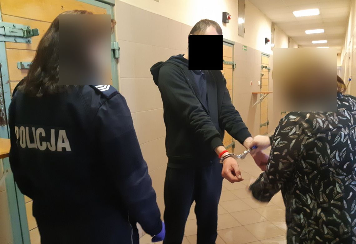 Policjant z fotograficzną pamięcią rozpoznał na ulicy sprawcę włamania sprzed czterech lat