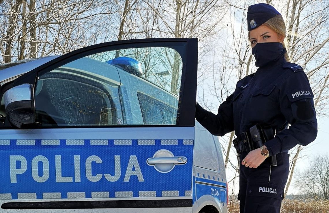 Policjantka chciała pomóc kierowcy, który nie umiał wyjechać z parkingu. Okazało się, że jest pijany