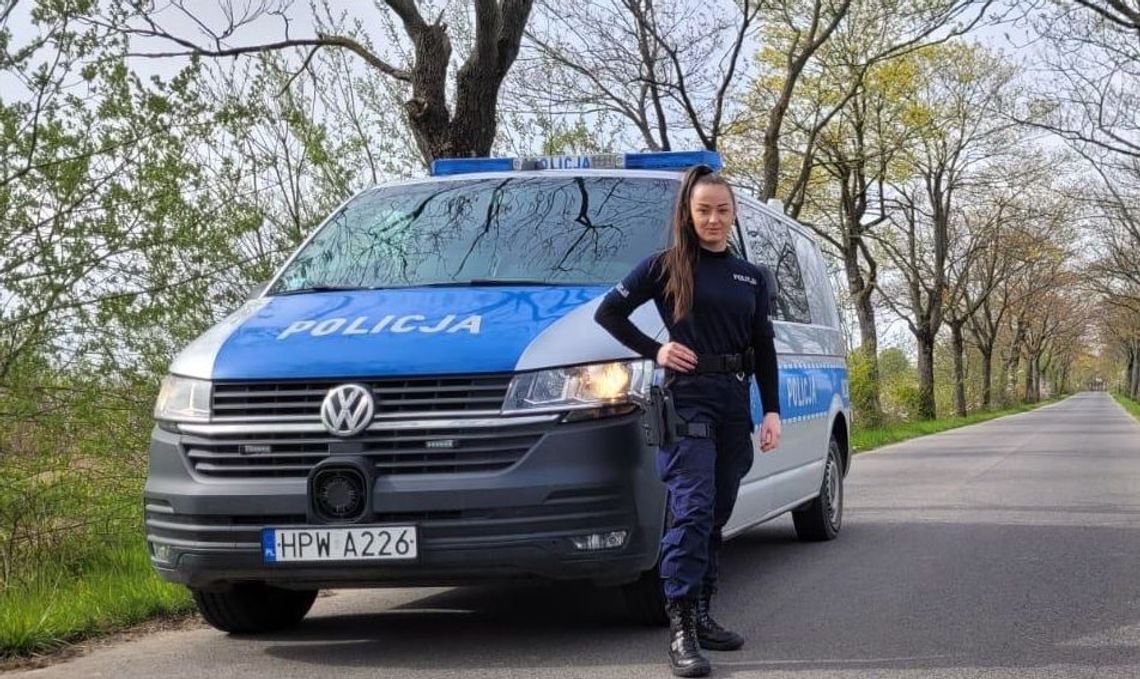 Policjantka na urlopie zobaczyła auto jadące wężykiem. Podbiegła i zabrała kierującej kluczyki