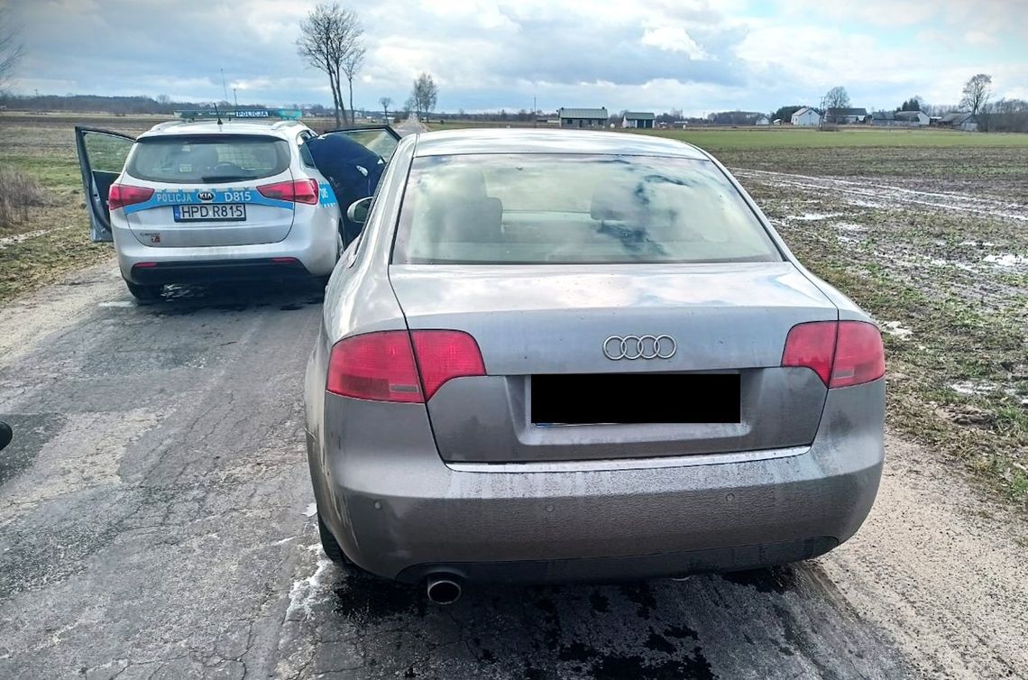 Policyjny pościg za 70-latkiem. Uciekał Audi do lasu, teraz może trafić za kraty