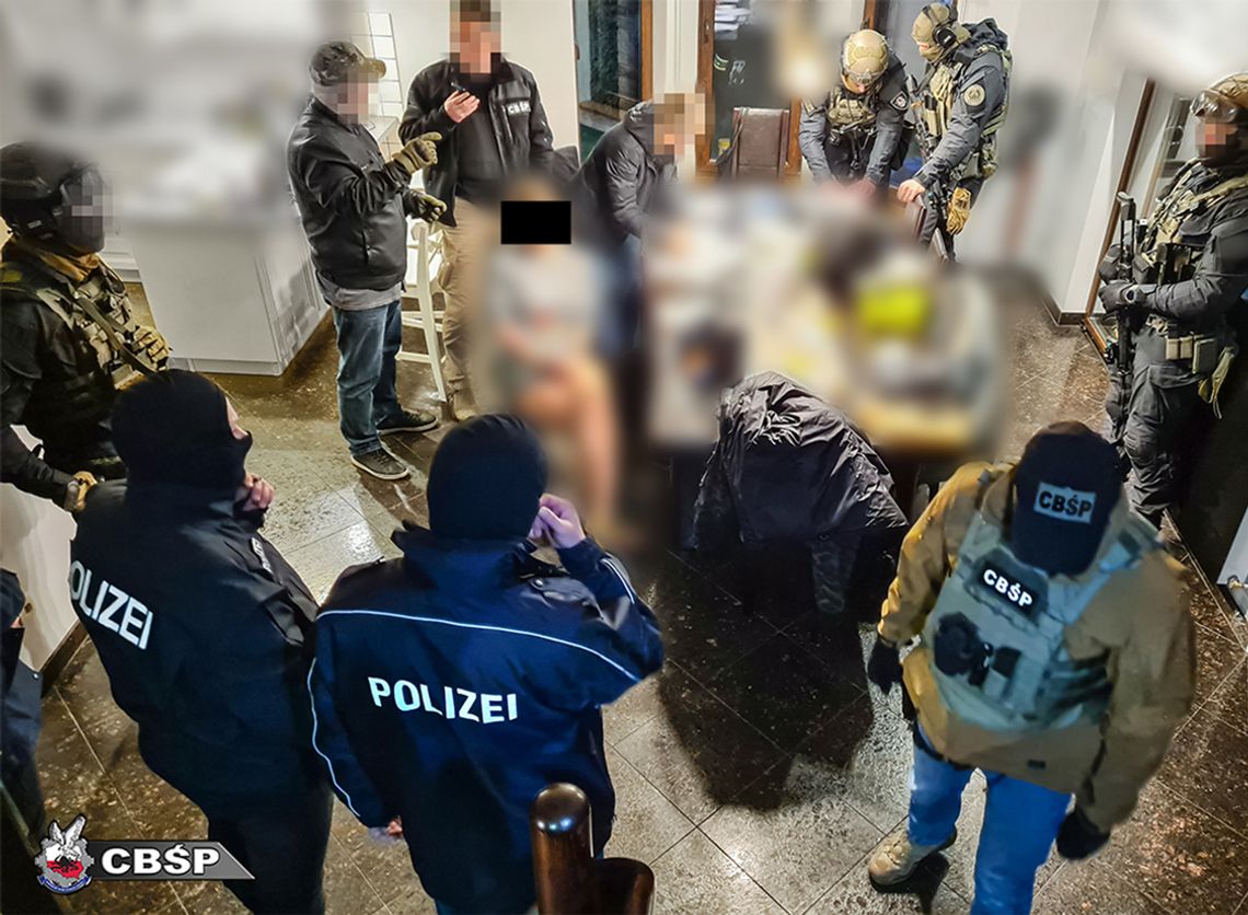 Polski gang okradał tiry w Niemczech. Akcja CBŚP i niemieckiej policji [WIDEO, FOTO]