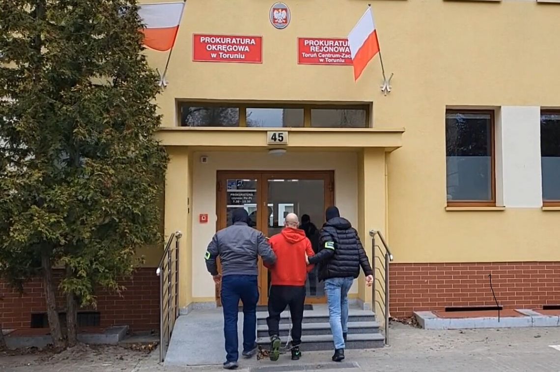 Pół tony płynnego klofedronu w dostawczaku. Diler wpadł, bo spanikował na widok radiowozu