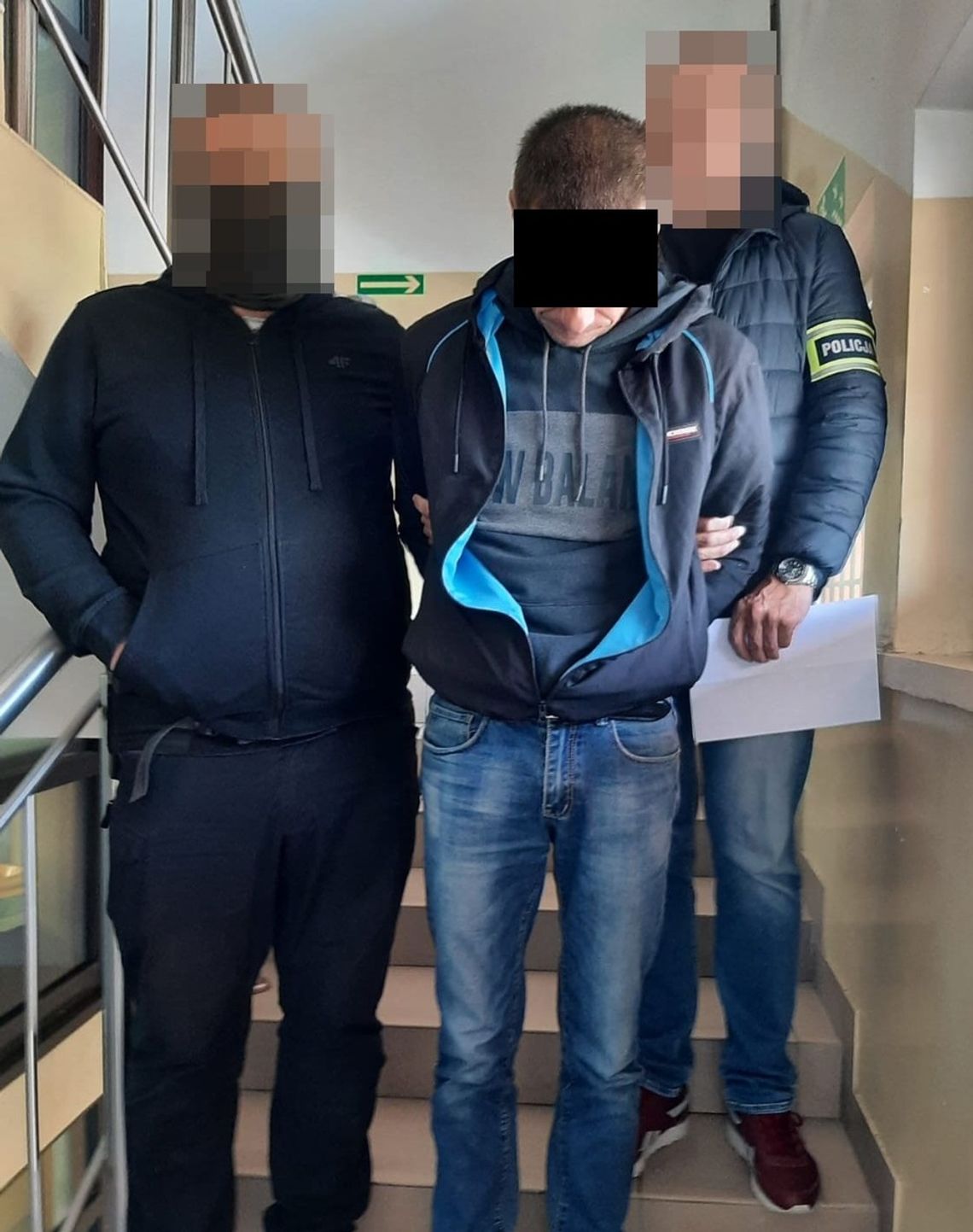 Pomoc sąsiadów nie pomogła. Poszukiwany 43-latek zatrzymany po powrocie do Polski Pomoc sąsiadów nie pomogła. Poszukiwany 43-latek zatrzymany po powrocie do Polski