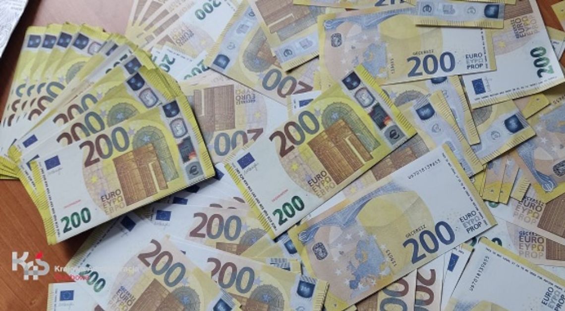 Fałszywki na ponad 40 tysięcy euro w przesyłce z Turcji do obywatela Ukrainy. Celnicy wykryli je w placówce poczty