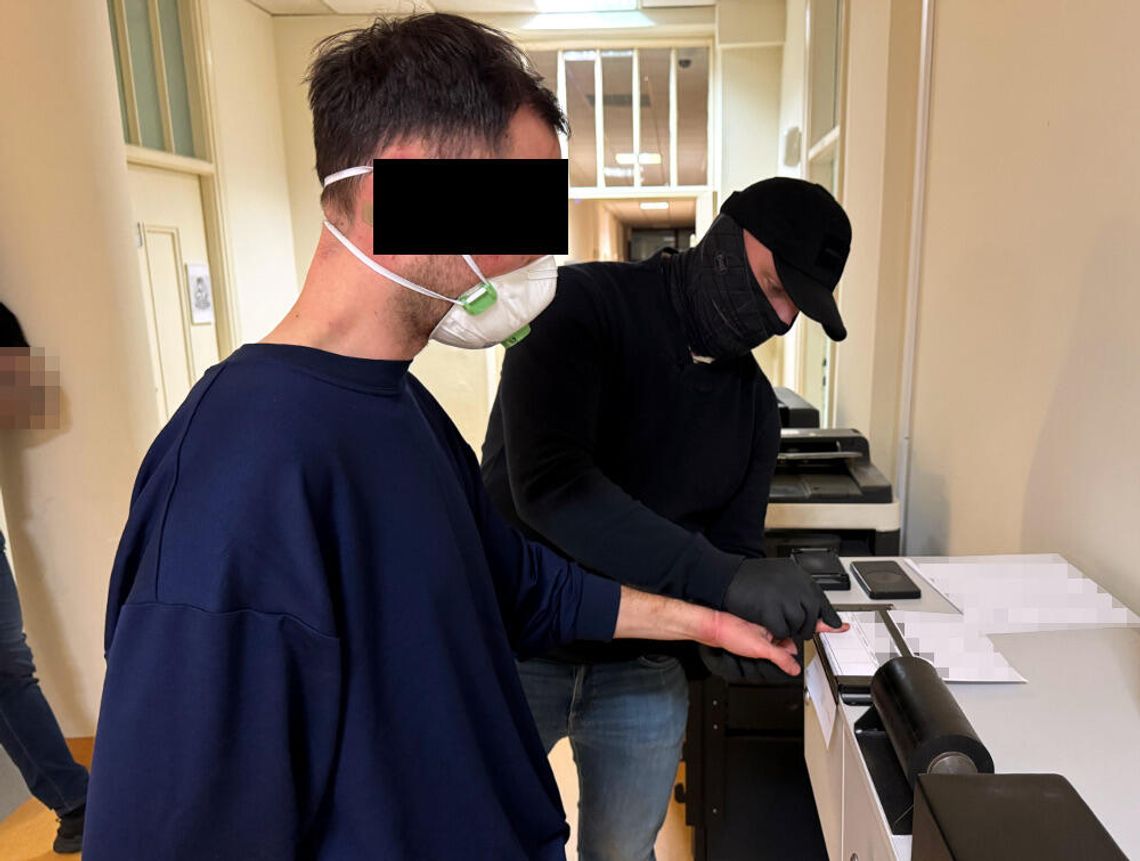 Porwał dziecko z mieszkania byłej partnerki. Obywatel Ukrainy usłyszał zarzut usiłowania zabójstwa