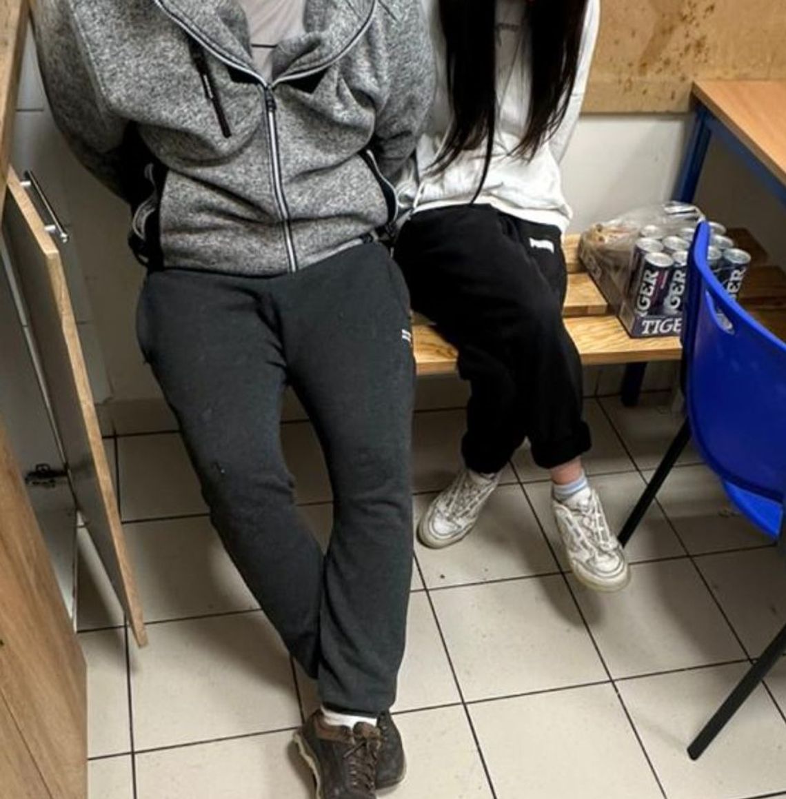 Poszli kraść do drogerii, zapomnieli, że mają przy sobie marihuanę. Złodziejska parka zatrzymana