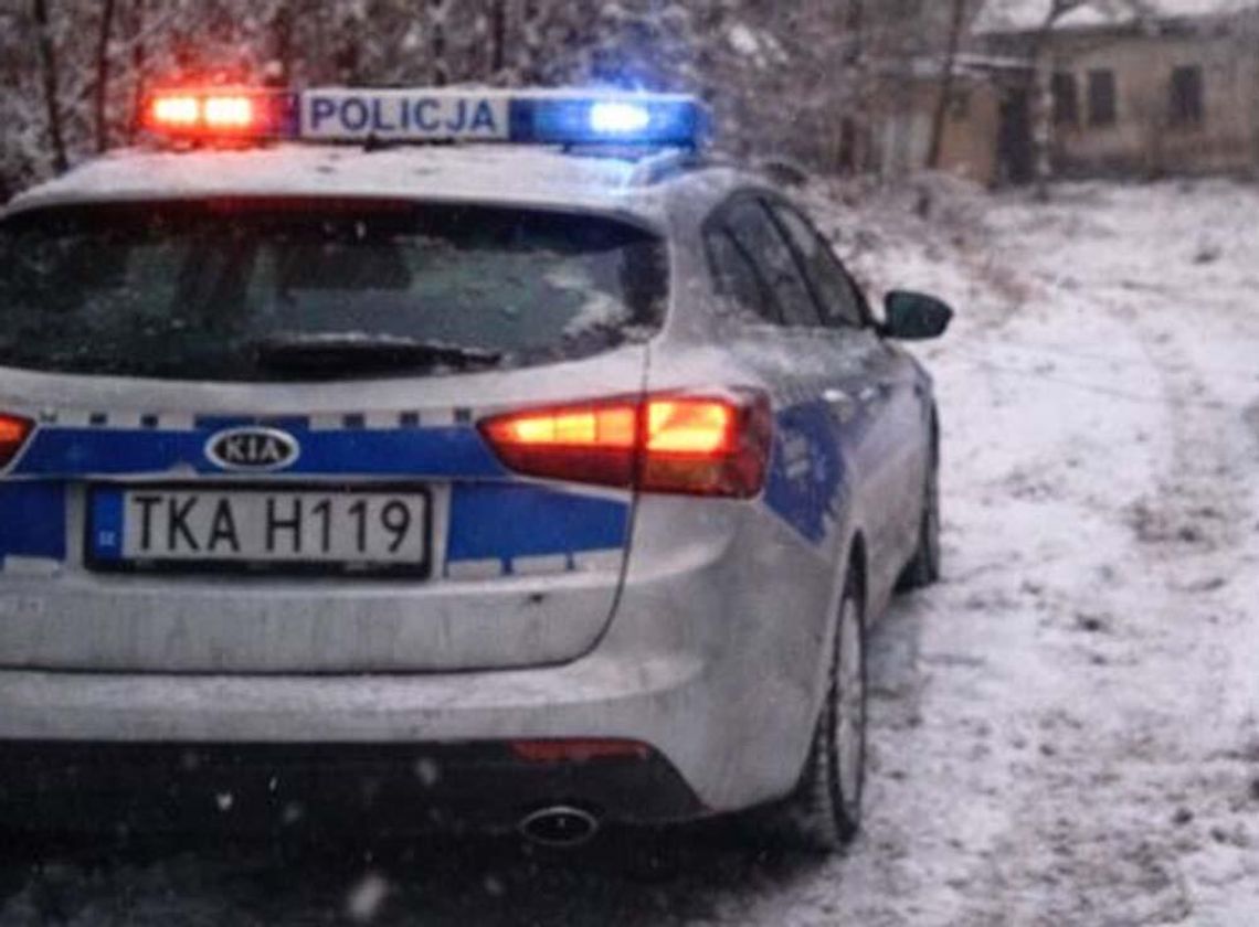 Poszukiwany alimenciarz zamieszkał w opuszczonym domu w środku lasu. Groziło mu wychłodzenie