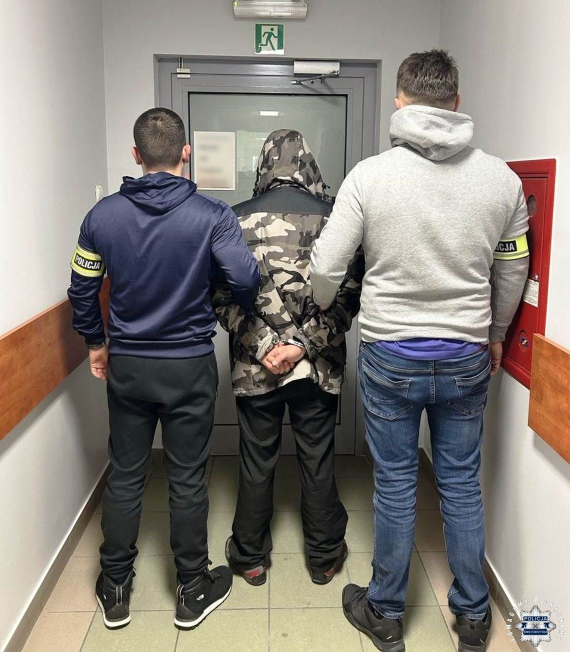 Poszukiwany diler podczas zatrzymania zaliczył kolejną wpadkę. Znów znaleźli przy nim narkotyki