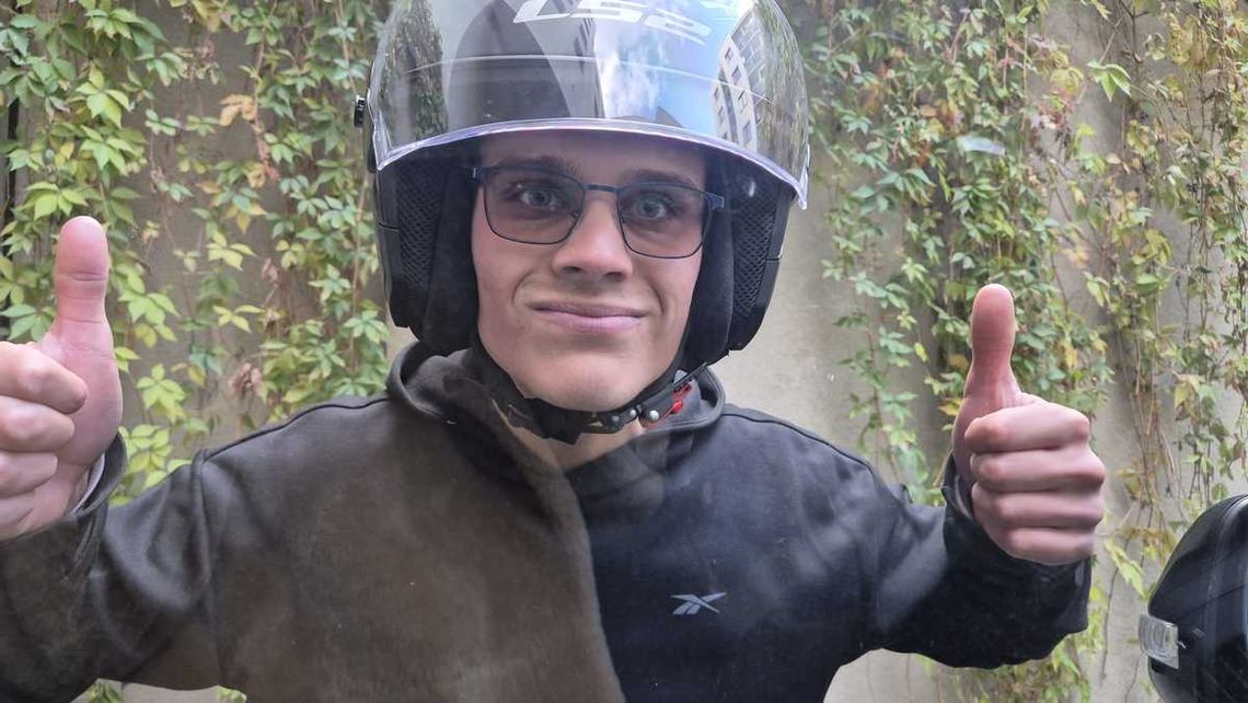 Poszukiwany mężczyzna ze zdjęcia. Sprawa dotyczy uszkodzenia Toyoty Land Cruiser