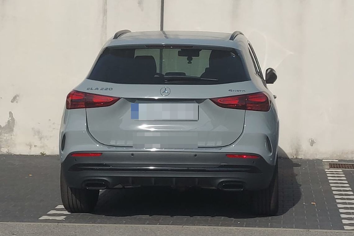 Poszukiwany Opel, kradzione części i Mercedes za 200 tys. zł. Akcja służb na granicy z Ukrainą