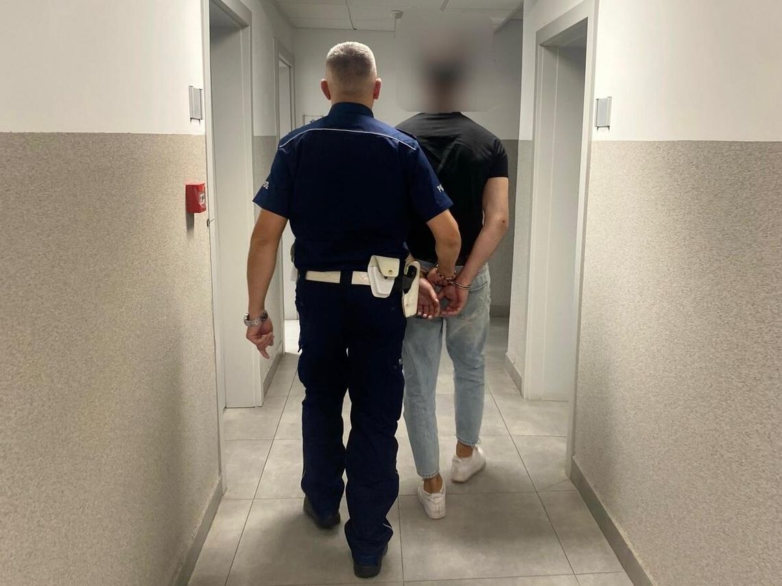 Poszukiwany Rosjanin jechał z zakazem i dużo za szybko. Audi na policyjny parking, a dla niego deportacja Poszukiwany Rosjanin jechał z zakazem i dużo za szybko. Audi na policyjny parking, a dla niego deportacja