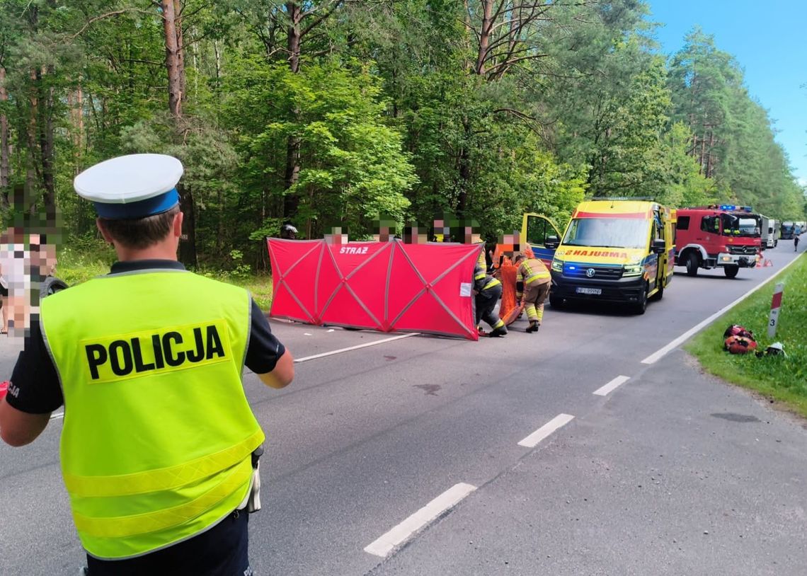 Poważny wypadek na krajowej 58. Motocyklista i pasażerka ranni po zderzeniu z samochodem osobowym Poważny wypadek na krajowej 58. Motocyklista i pasażerka ranni po zderzeniu z samochodem osobowym