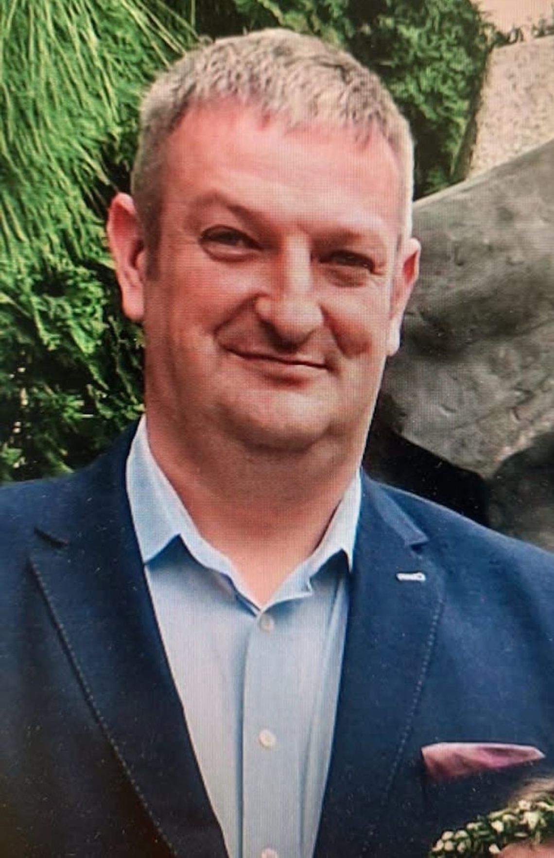 Powiadom policję, jeśli widziałeś tego mężczyznę. Samodzielnie oddalił się ze szpitala